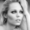 Laura Vandervoort Picture