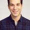 Skylar Astin Picture