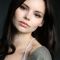 Eline Powell Picture