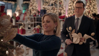 A Shoe Addict's Christmas (2018) download