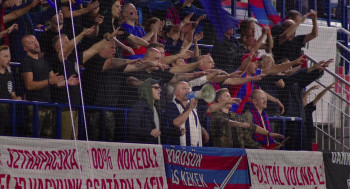 Becsúszó szerelem (2021) download