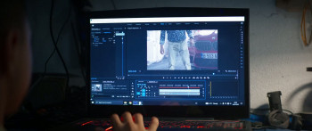 Cursa (2025) download