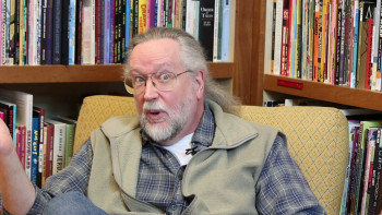 Everything to Entertain You: The Story of Video Headquarters (2023) download