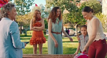 Evli Mutlu Cocuklu (2025) download