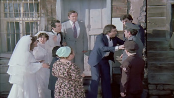 Girgiriye'de Senlik Var (1982) download