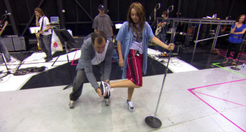 Hannah Montana and Miley Cyrus: Best of Both Worlds Concert (2008) download