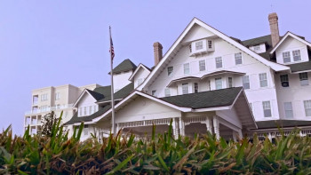 Hats Off to Love (2025) download