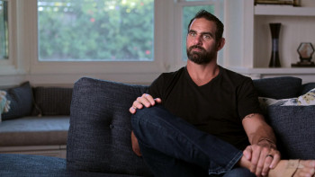 In Waves and War (2024) download