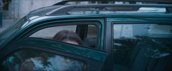 La mujer de la fila (2025) download