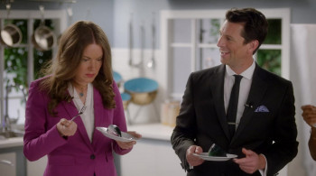 Morning Show Mysteries Morning Show Mystery: Murder on the Menu (2018) download
