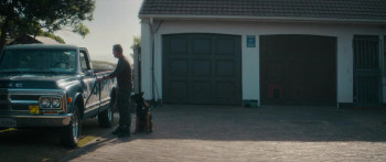 Muzzle: City of Wolves (2025) download