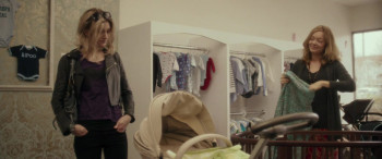 Preggoland (2014) download