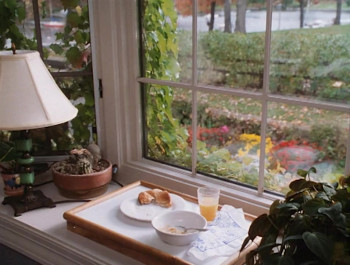 She Led Two Lives (1994) download