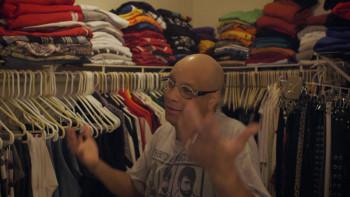 Strike a Pose (2016) download