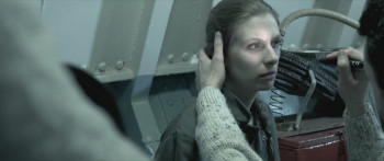 The Dark Below (2015) download