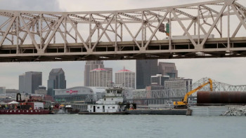 The Rivalry: Red v Blue (2013) download